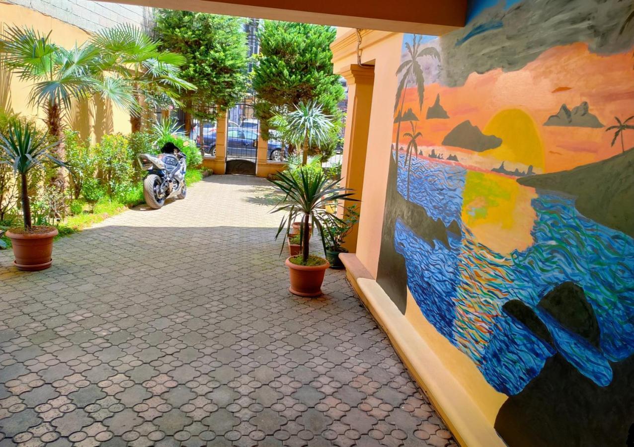 Batumi Sun Hostel Eksteriør bilde