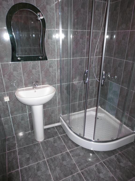 Batumi Sun Hostel Rom bilde